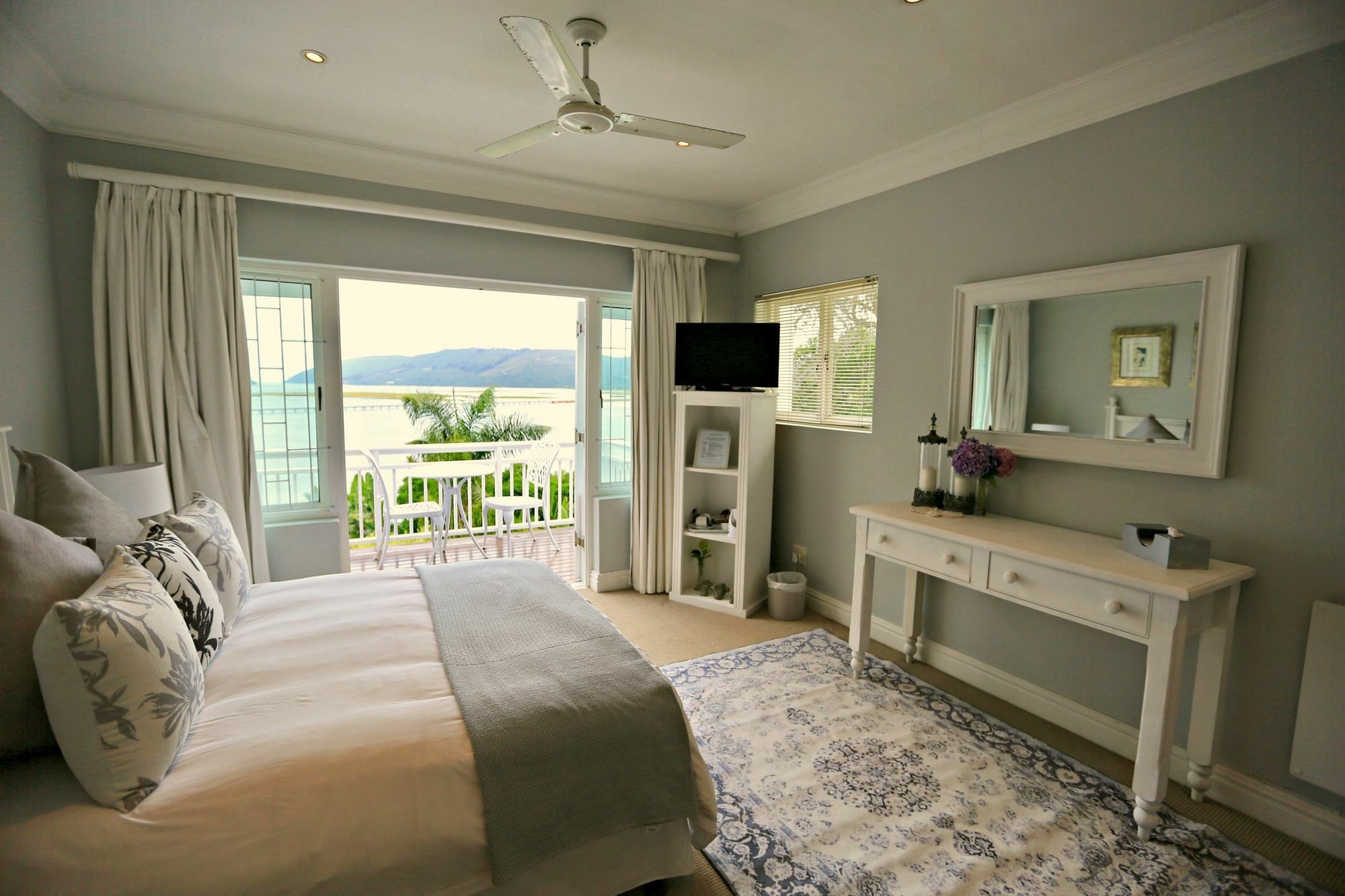 Roseroc Boutique Guesthouse Κνύσνα Εξωτερικό φωτογραφία